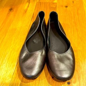 Charleston Shoe Company pewter flats